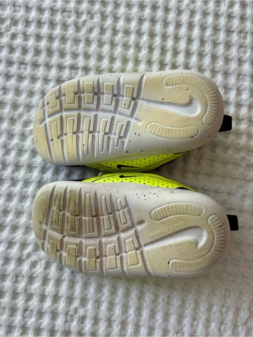 Nike Flex Runner 4 Toddler Sneaker Black Neon Yellow Slip-On Shoes Size 6C